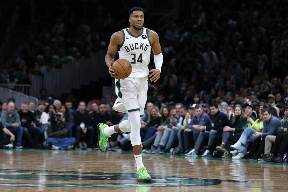 [高尔夫]世界排名：拉姆跌出前50位 麦克尼利站上14位.