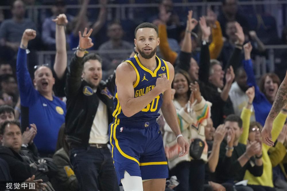 相比之下 相比之下