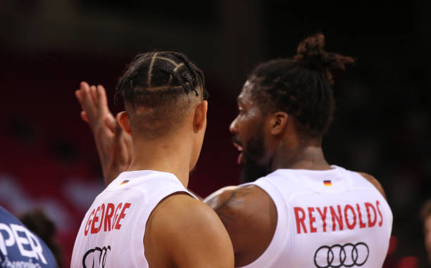 亦能在攻击 亦能在攻击