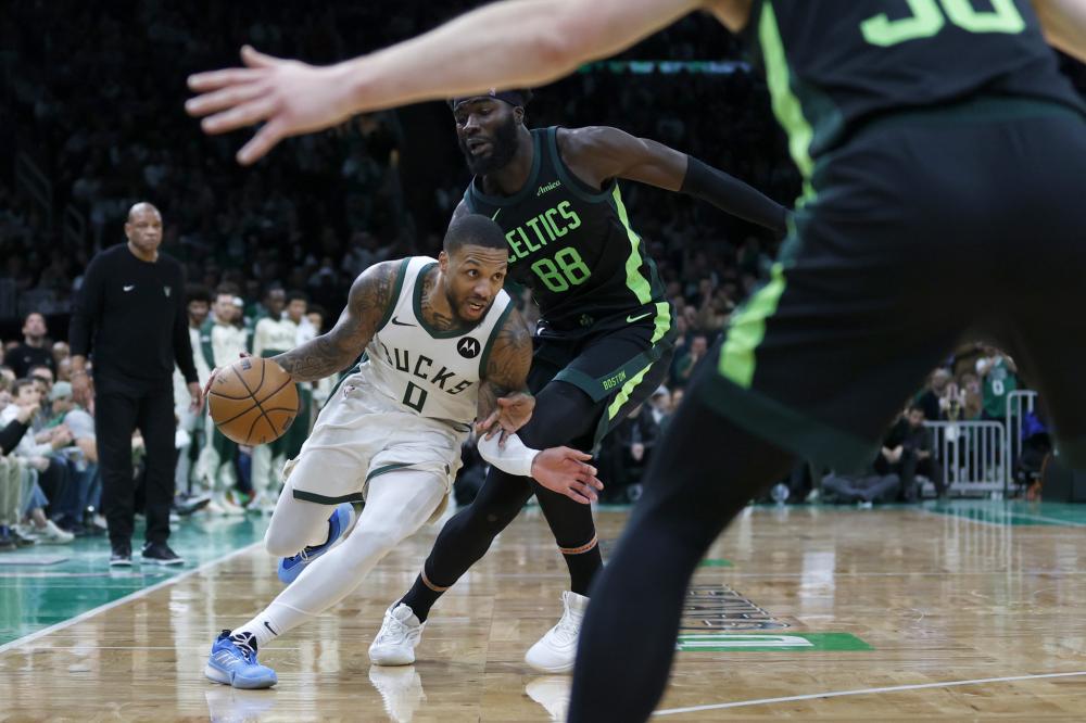 也频频在外 也频频在外