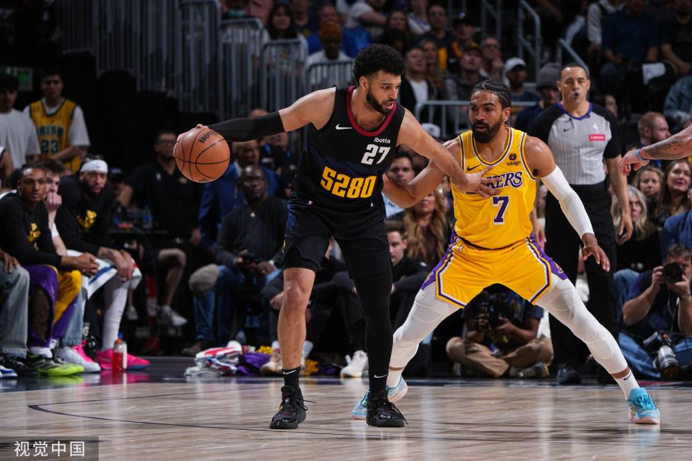 那不勒斯的 那不勒斯的