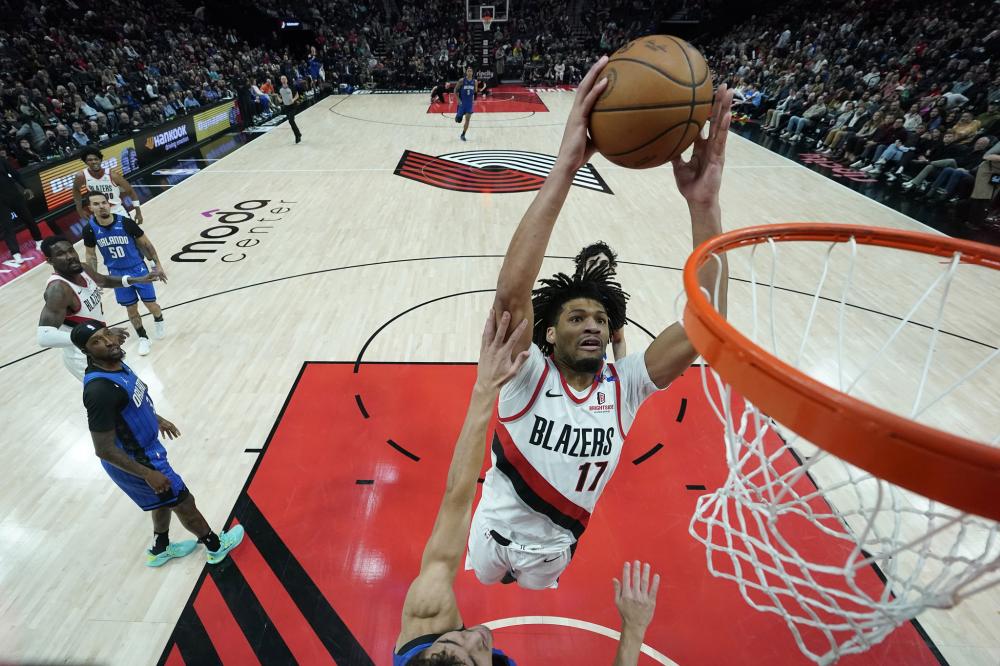 体操队完胜晋级！托雷斯在伤停补时第3分钟攻入第二球，助球队在克莱苏拉锦标赛四分之一决赛中2比0力克巴拉卡斯竞技。 来源：阿根廷媒体TYC