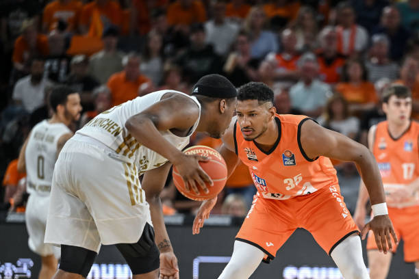 米体：国米看上刘易斯-弗格森，球员身价不低于3000万欧